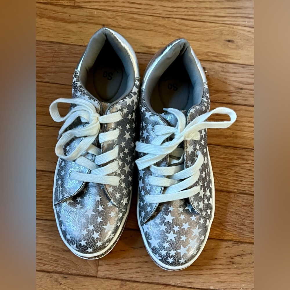 Kids shoes